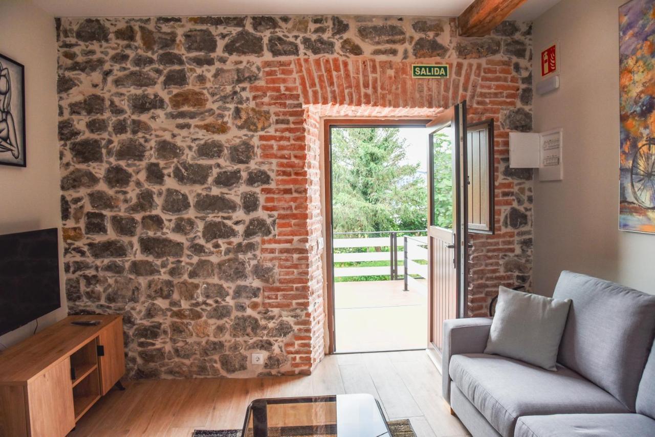 La Lombana Apartment Sobremazas Luaran gambar