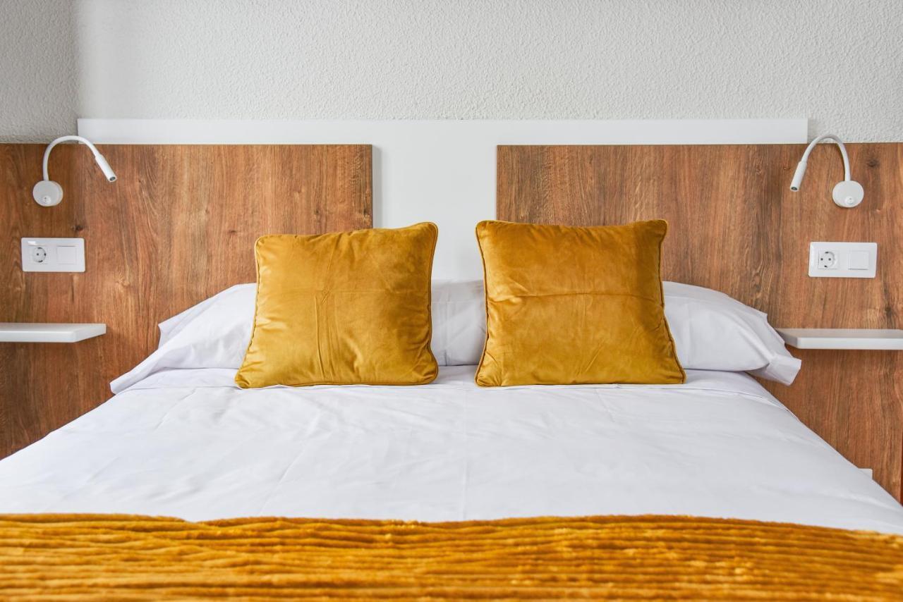 La Lombana Apartment Sobremazas Luaran gambar